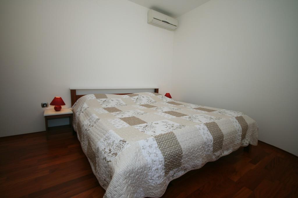 Apartamento Ruzmarinka 4* Baška Exterior foto