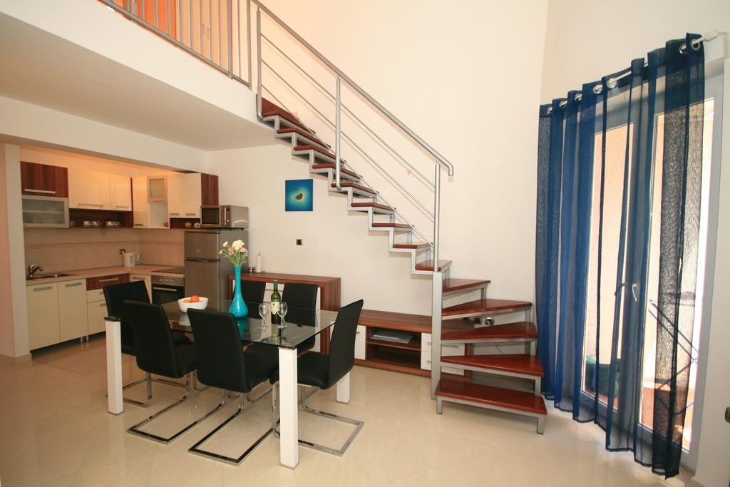 Apartamento Ruzmarinka 4* Baška Exterior foto